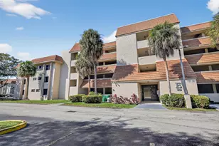 491 Ives Dairy Rd, Miami, FL 33179 - Photo 3