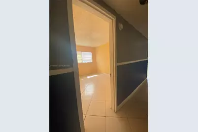 5100 SW 41st St #PH3, Pembroke Park, FL 33023 - Photo 11