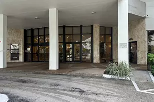 3800 S Ocean Dr, Hollywood, FL 33019 - Photo 45