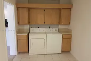 2621 Village Blvd, West Palm Beach, FL 33409 - Photo 11