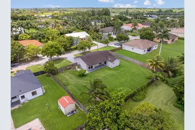 13225 SW 218th Ter, Miami, FL 33170 - Photo 41