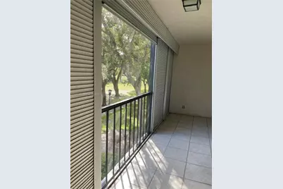 5860 NW 44th St, Lauderhill, FL 33319 - Photo 5