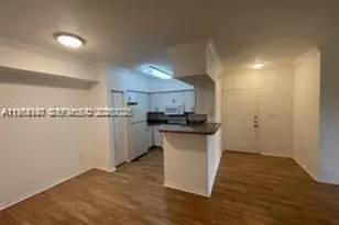 100 SW 117th Terrace, Pembroke Pines, FL 33025 - Photo 3