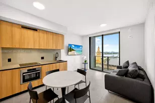 121 NE 5th St, Miami, FL 33132 - Photo 1