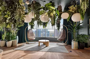 121 NE 5th St, Miami, FL 33132 - Photo 25