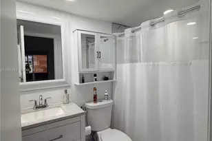 200 SW 132nd Way, Pembroke Pines, FL 33027 - Photo 7