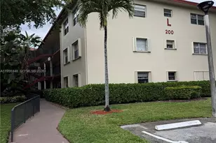 200 SW 132nd Way, Pembroke Pines, FL 33027 - Photo 13