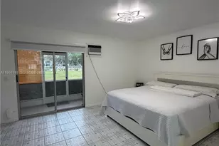 200 SW 132nd Way, Pembroke Pines, FL 33027 - Photo 3