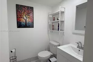 200 SW 132nd Way, Pembroke Pines, FL 33027 - Photo 5