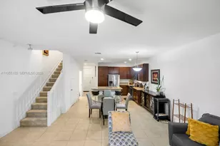 4644 Windmill Ln, Davie, FL 33328 - Photo 13