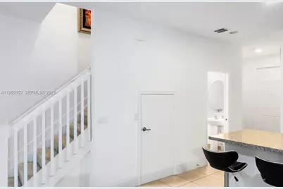 4644 Windmill Ln, Davie, FL 33328 - Photo 15