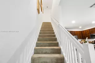 4644 Windmill Ln, Davie, FL 33328 - Photo 17