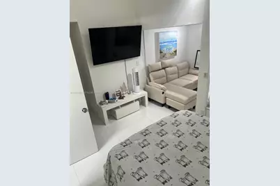 246 Poinciana Dr #504, Sunny Isles Beach, FL 33160 - Photo 7