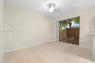 2534 SE 15th Ct, Homestead, FL 33035 - Photo 7