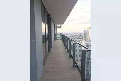 88 SW 7th St #3711, Miami, FL 33130 - Photo 9