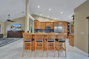 3187 Beechberry Cir, Davie, FL 33328 - Photo 9