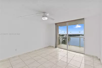 1301 NE Miami Gardens Dr #1424W, Miami, FL 33179 - Photo 11