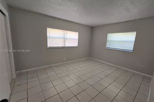 5309 NW 27th St, Lauderhill, FL 33313 - Photo 11