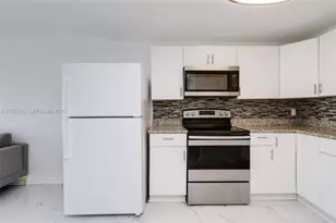 3527 NE 168th St, North Miami Beach, FL 33160 - Photo 21