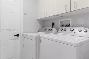 1994 NW 169th Ave, Pembroke Pines, FL 33028 - Photo 17