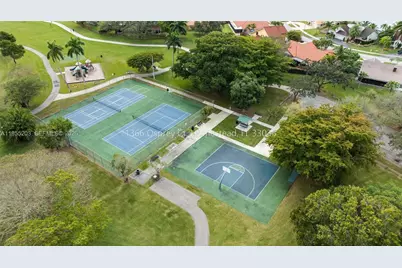 1366 Osprey Ct, Homestead, FL 33035 - Photo 39