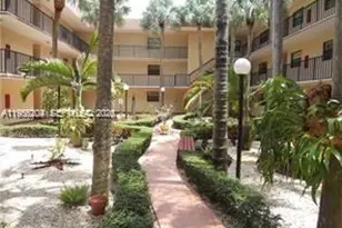 10875 SW 112th Ave, Miami, FL 33176 - Photo 3