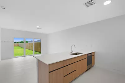 27317 SW 133rd Path, Homestead, FL 33032 - Photo 7