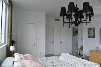 253 NE 2nd St #2402, Miami, FL 33132 - Photo 5