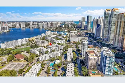 201 178th Dr #308, Sunny Isles Beach, FL 33160 - Photo 5