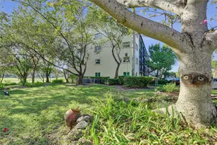 900 SW 128th Ave, Pembroke Pines, FL 33027 - Photo 37