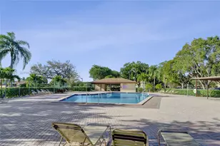 900 SW 128th Ave, Pembroke Pines, FL 33027 - Photo 25