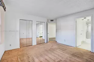 900 SW 128th Ave, Pembroke Pines, FL 33027 - Photo 13