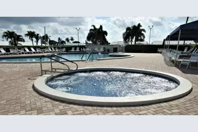1009 Leisure Ln, Boynton Beach, FL 33426 - Photo 19