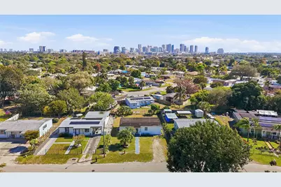 1308 NW 13th Ct, Fort Lauderdale, FL 33311 - Photo 47