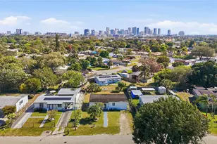 1308 NW 13th Ct, Fort Lauderdale, FL 33311 - Photo 47