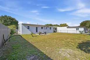 1308 NW 13th Ct, Fort Lauderdale, FL 33311 - Photo 35