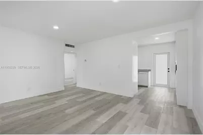 1308 NW 13th Ct, Fort Lauderdale, FL 33311 - Photo 15