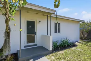 1308 NW 13th Ct, Fort Lauderdale, FL 33311 - Photo 1