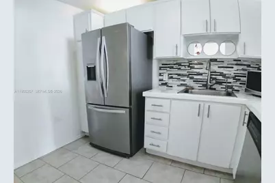 1228 West Ave #405, Miami Beach, FL 33139 - Photo 5