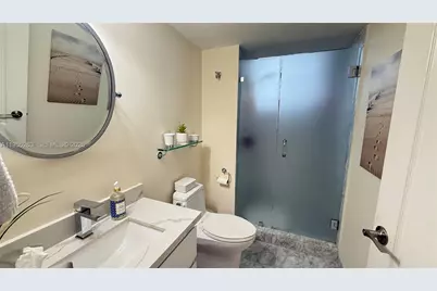 5757 Collins Ave #501, Miami Beach, FL 33140 - Photo 35