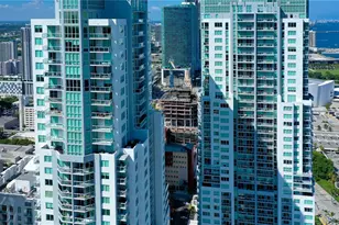 253 NE 2nd St, Miami, FL 33132 - Photo 45