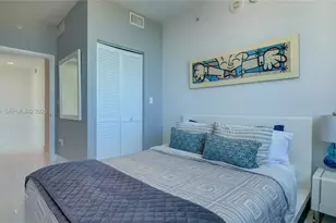 253 NE 2nd St, Miami, FL 33132 - Photo 23