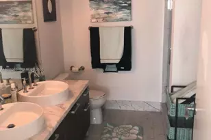 253 NE 2nd St, Miami, FL 33132 - Photo 19