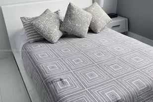 253 NE 2nd St, Miami, FL 33132 - Photo 7