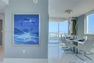 253 NE 2nd St, Miami, FL 33132 - Photo 17