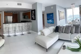 253 NE 2nd St, Miami, FL 33132 - Photo 17