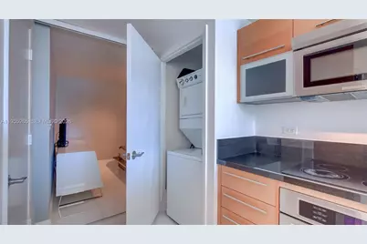 253 NE 2nd St #3509, Miami, FL 33132 - Photo 15