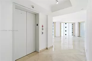 18671 Collins Ave, Sunny Isles Beach, FL 33160 - Photo 3