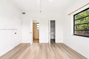 1419 Crest Dr, Lake Worth, FL 33461 - Photo 15