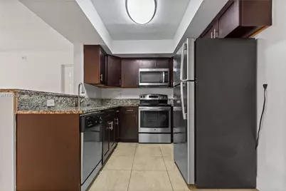 5530 NW 61st St #302, Coconut Creek, FL 33073 - Photo 5